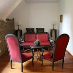 Le Montesser Bed & Breakfast Villebaudon