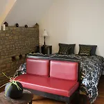 Le Montesser Bed & Breakfast Villebaudon